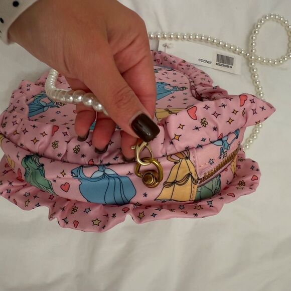 Stoney Clover Lane Heart Pouch Disney Princess NWT Never Stop Dreaming Bag - Picture 5 of 5